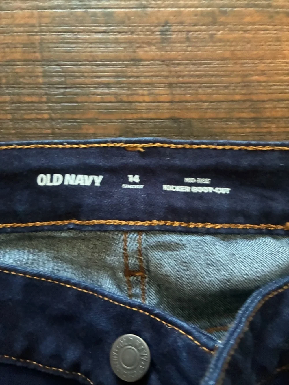 Old Navy Kicker Bootcut Mid-rise Women’s Dark Blue Stretch Jeans 14S - Picture 3 of 4